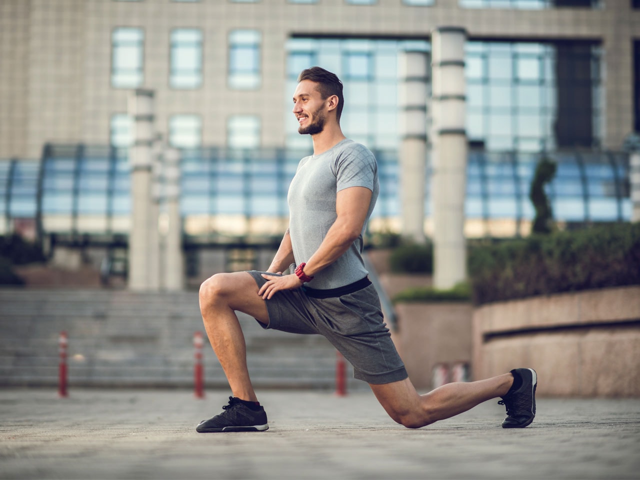 Bí kíp giãn cơ chân đơn giản, hiệu quả cho người tập gym, ảnh 4