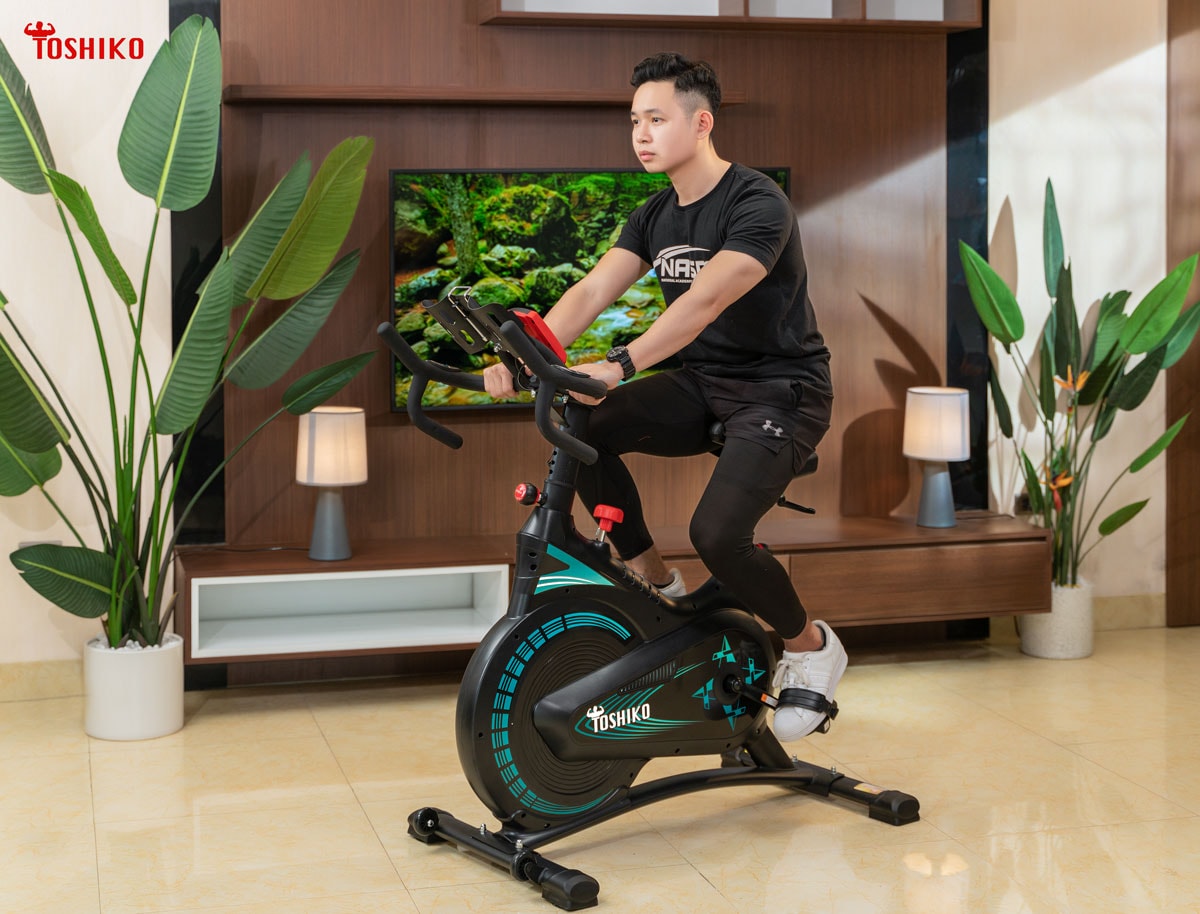 Nên khởi động kỹ trước khi đạp xe