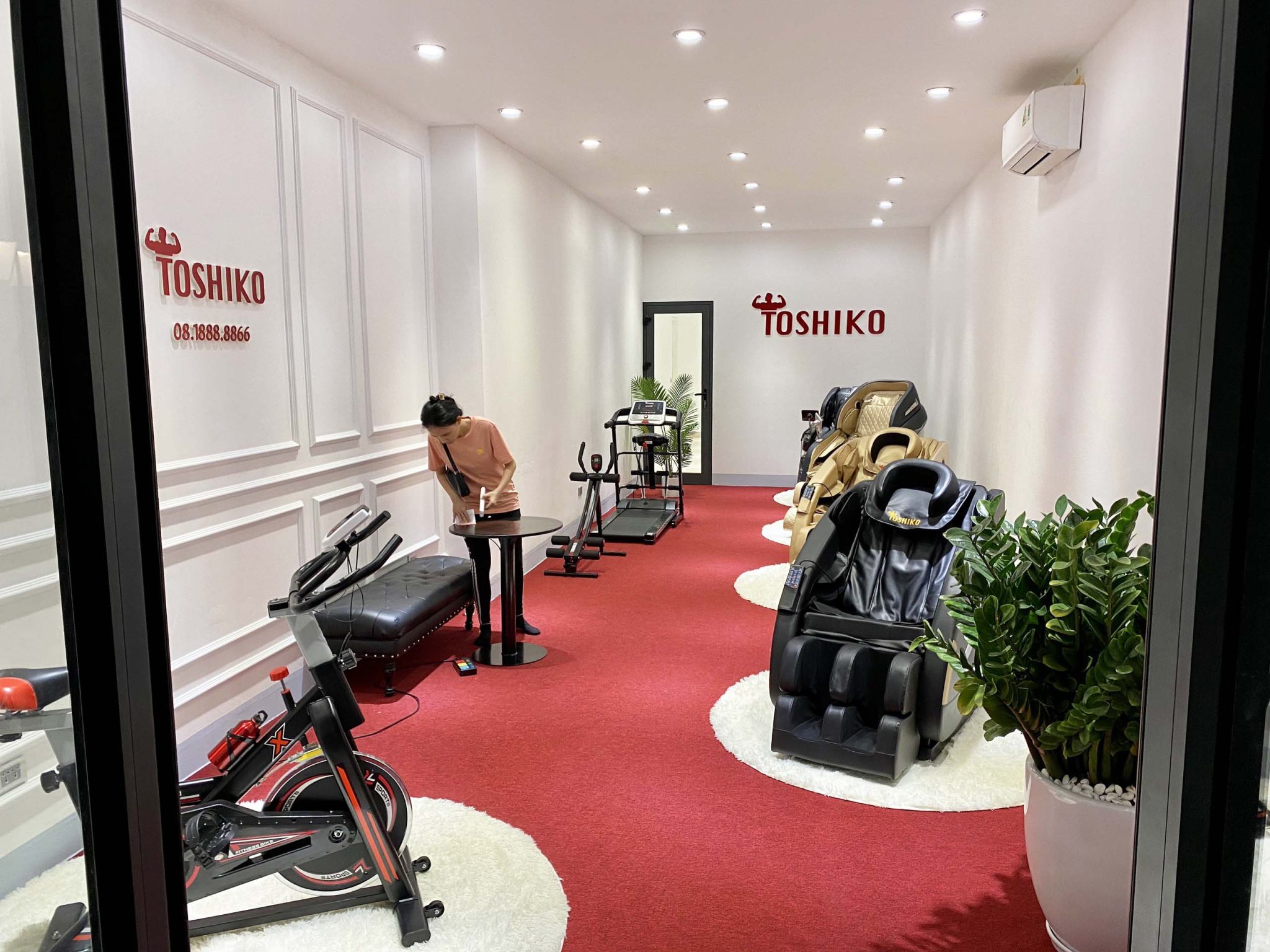 Chọn mua thiết bị đạp xe tại nhà ở Toshiko để được hỗ trợ tốt nhất