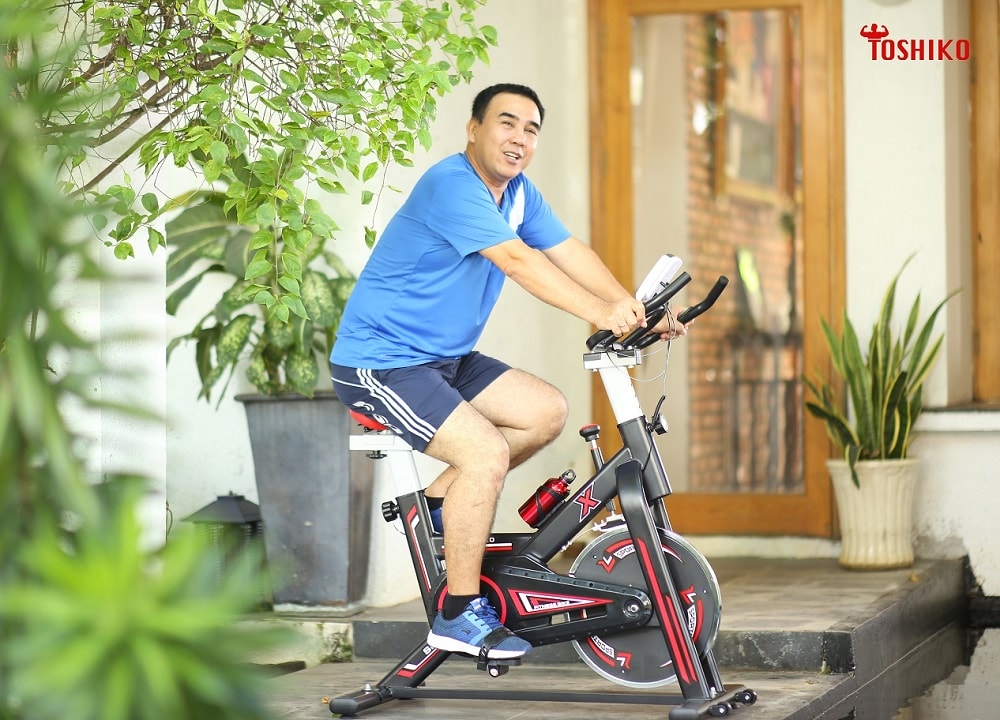 Xe đạp tập Toshiko X8