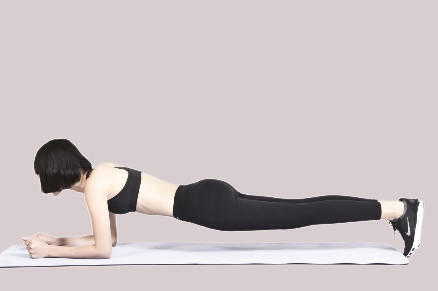 Bài tập giảm mỡ bụng trên giường dành cho người lười, ảnh 4