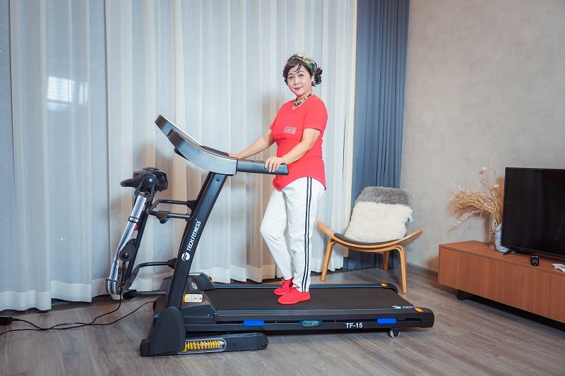 Máy chạy bộ Tech Fitness