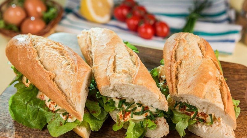 Bánh mì trứng bao nhiêu calo? Mẹo ăn bánh mì mà không lo béo, ảnh 9