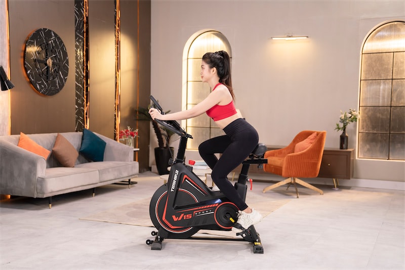 Đạp xe đạp tập giúp tăng cường sức khỏe thể chất