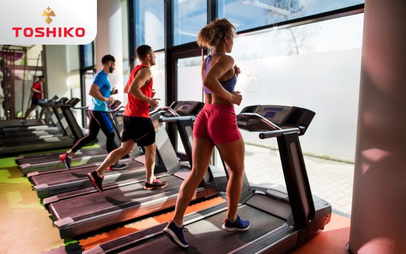 Chạy máy chạy bộ bao nhiêu phút mỗi ngày để đốt mỡ hiệu quả?
