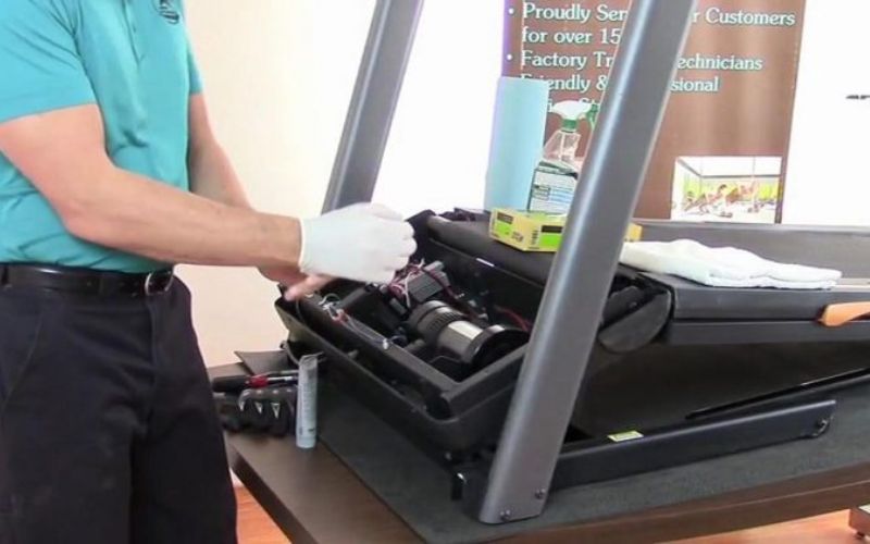 Kiểm tra lại động cơ máy chạy nếu phát sinh vấn đề