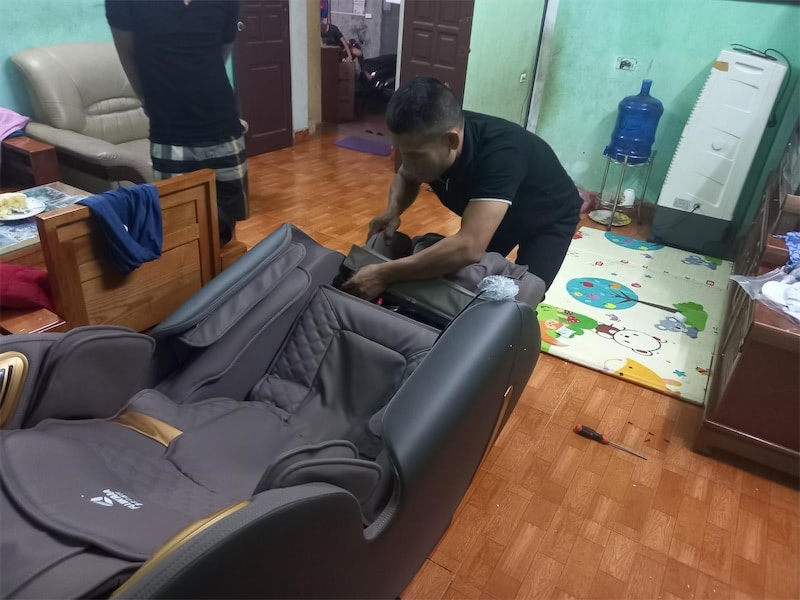 Liên hệ Trần Sơn để được tư vấn các giải pháp sửa chữa ghế massage ưu việt