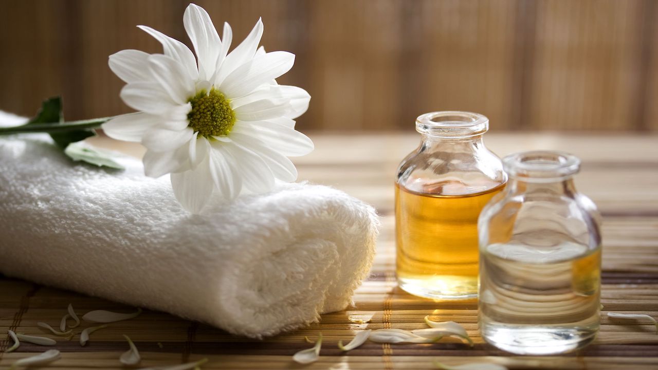 Tinh dầu giúp tăng hiệu quả thư giãn và giảm mệt mỏi