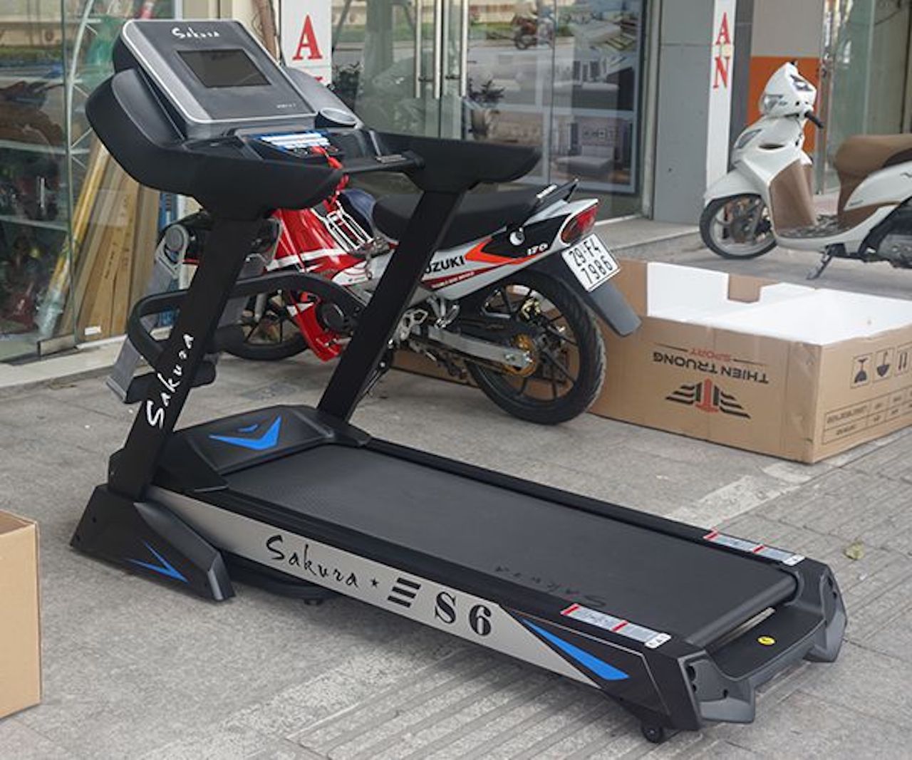 Máy tập chạy bộ nội địa Nhật Sakura S6