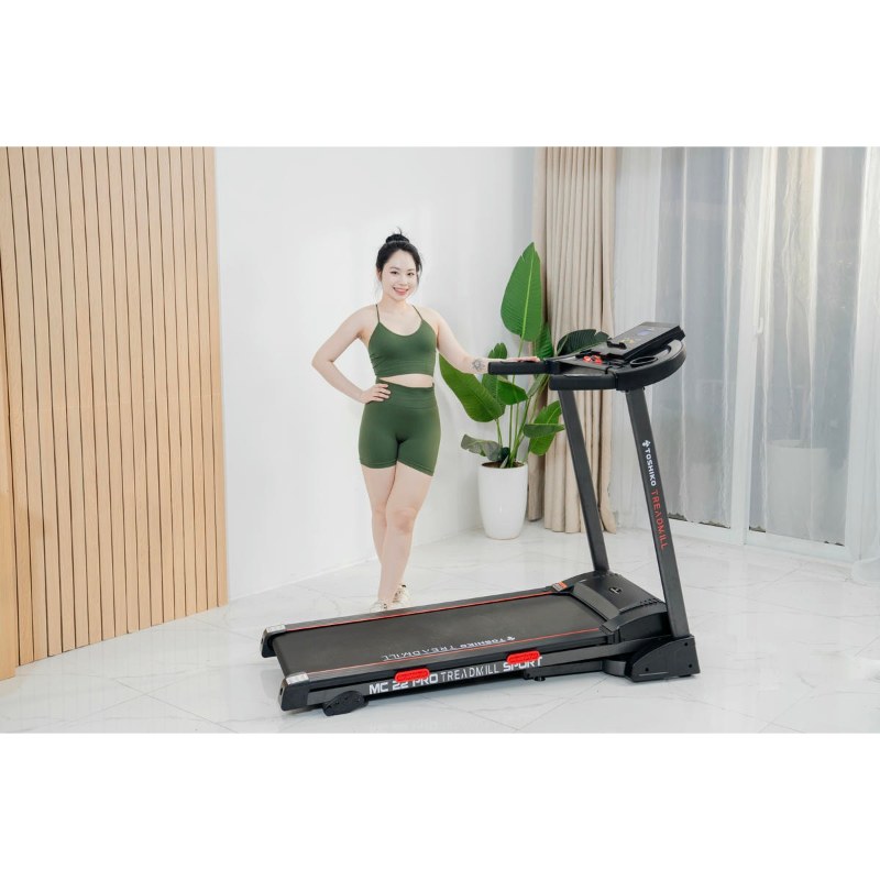 Máy chạy bộ Toshiko MC22 Pro hỗ trợ đi bộ nhanh tại nhà cho người mỡ máu cao