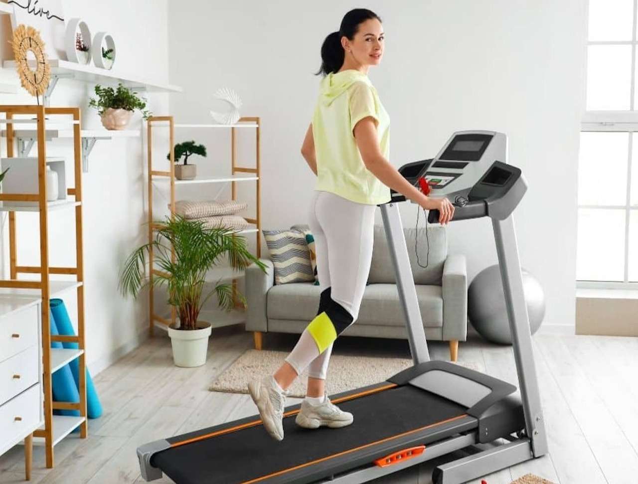Duy trì tập luyện tại nhà để tránh nguy cơ mất cơ