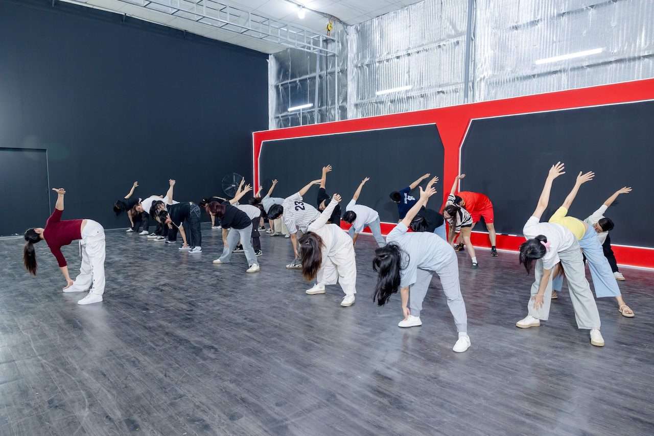 Shuffle dance là bộ môn rất được yêu thích tại Việt Nam