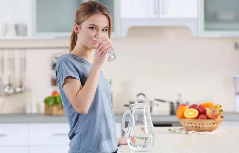 Uống nước trước bữa ăn để tăng hiệu quả giảm cân