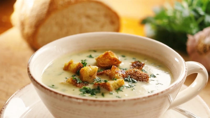 Món súp bơ ngò tây là một dễ ăn, rất tốt cho cơ thể