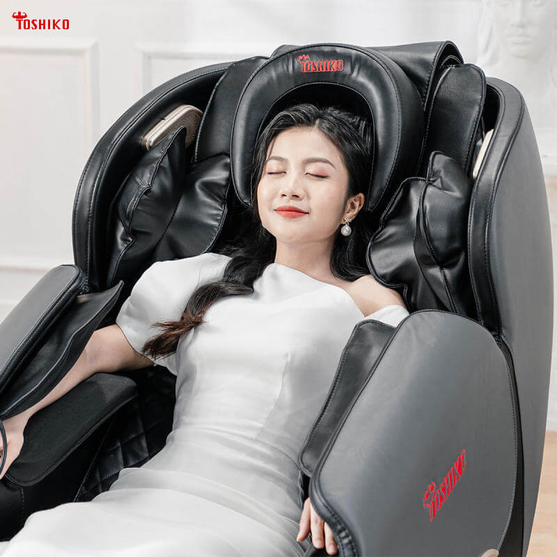 Ghế massage phù hợp với dáng người ngồi mang đến trải nghiệm thư giãn thoải mái nhất
