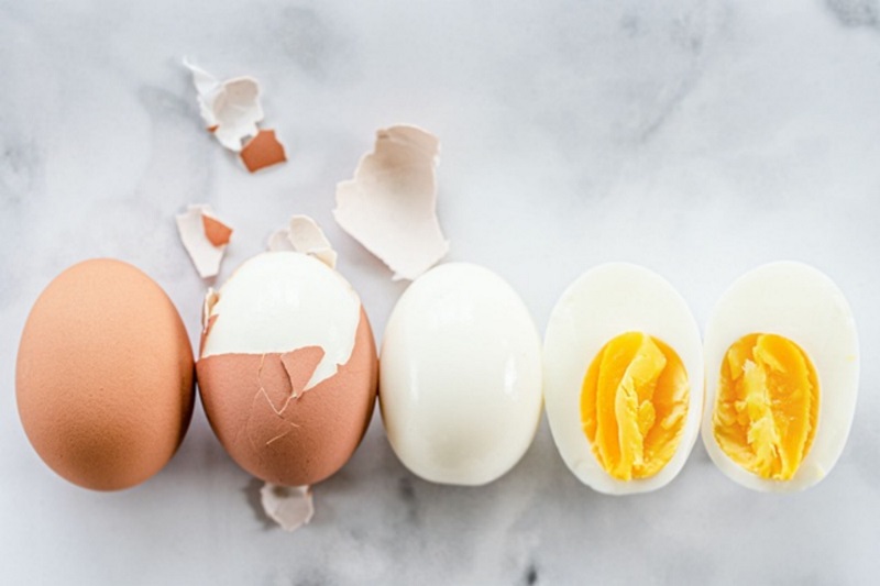 Trong trứng gà chứa Lutein và Zeaxanthin giúp tăng thị lực cho mắt