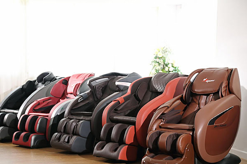 Có nên mua ghế massage của Nhật không là băn khoăn của nhiều khách hàng?