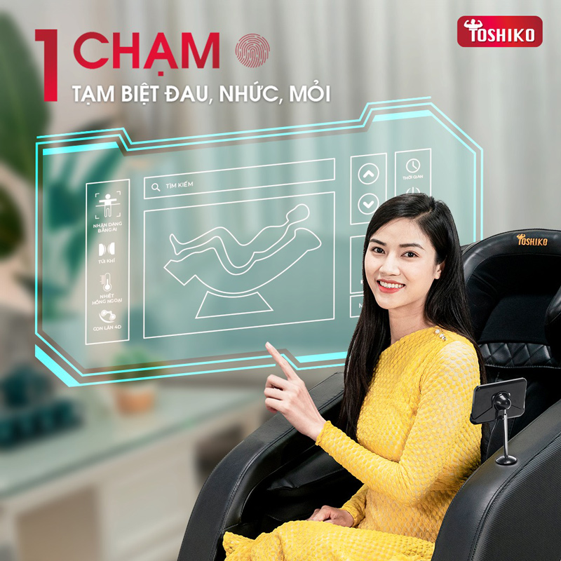 Khách hàng khi mua hàng tại Toshiko sẽ được hướng dẫn sử dụng bảng điều khiển ghế massage chi tiết nhất