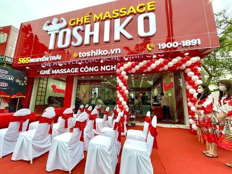 Mua ghế massage toàn thân Toshiko chính hãng được tặng nhiều phần quà giá trị